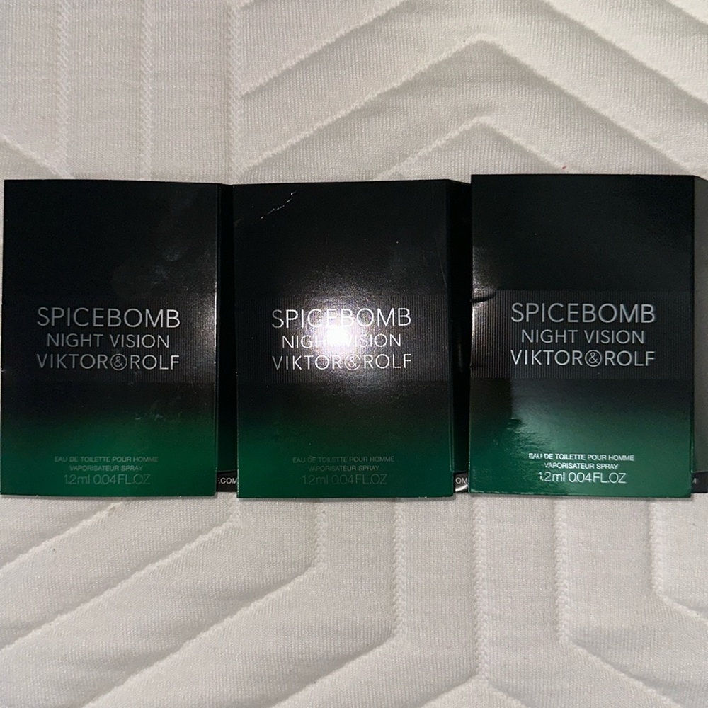 Viktor and Rolf Spicebomb Night Vision EDT 3 x samples
